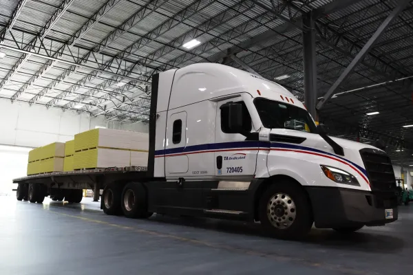 Dedicated Logistics Trucking