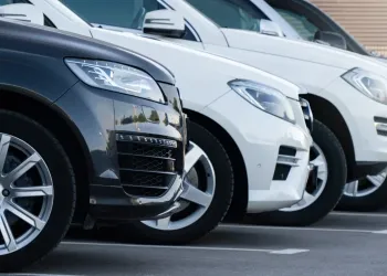 Dedicated transportation services for the automotive industry.